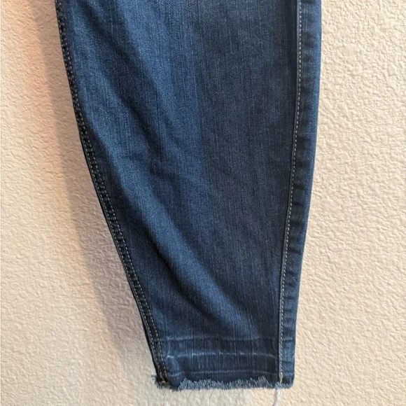 TORRID BOMBSHELL SKINNY JEANS - Picture 2 of 4